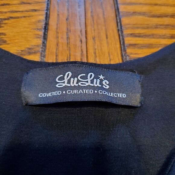 Lulu's  black and white band size Medium - Picture 3 of 3